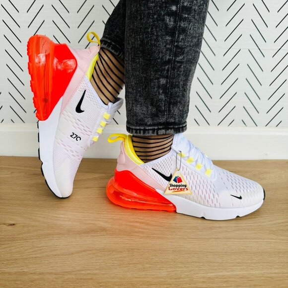 ⭐Nike Air Max 270 Sz 6.5 Womens Shoes White Black Bright Crimson FZ3624-100 New - Picture 2 of 13